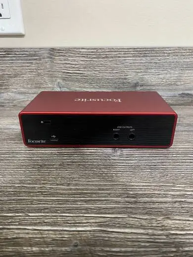 Store Special Product - Focusrite - SCARLETT2I2MK3